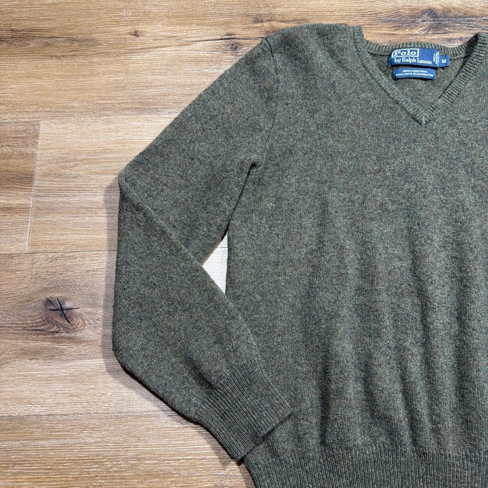 Polo Ralph Lauren Men's MEDIUM Sweater Green V-Neck Pullover Knit Lambswool - Picture 2 of 12